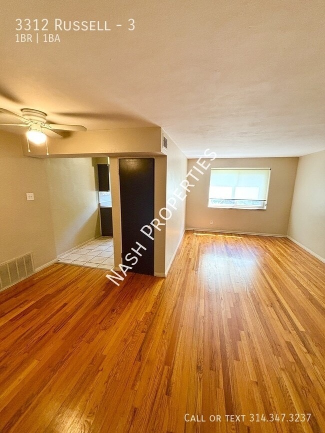 Photo - 3312 Russell-3 Unit 3