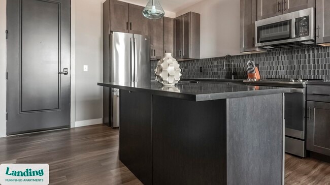 Photo - 299 DeBaliviere Ave Unidad S523.1408608