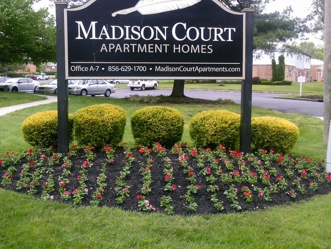 Photo - Madison Court Apartments