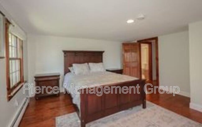 Photo - 32 Morse Cir