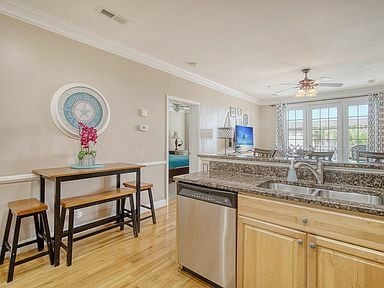 Photo - 106 W Arctic Ave Unit 3C