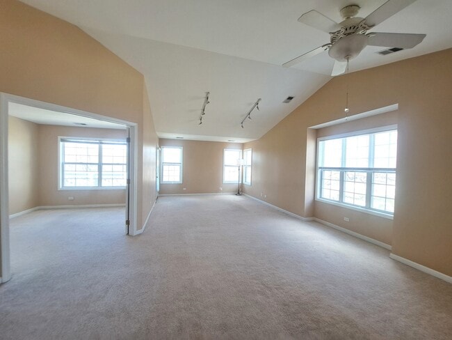 Photo - 2940 Heatherwood Dr Unit 2940