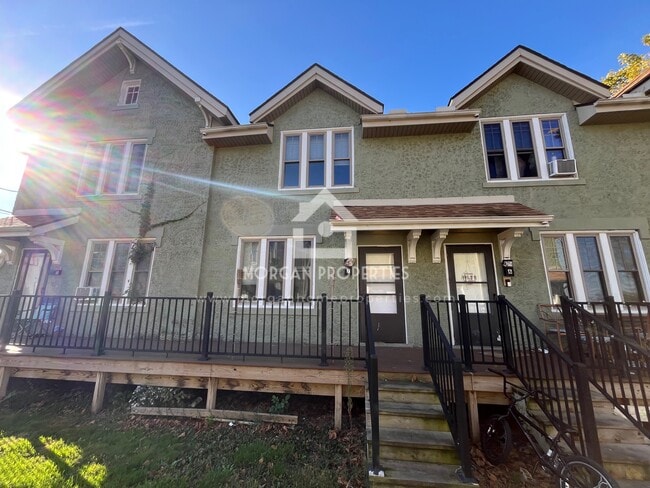 Photo - 302 S 12th St