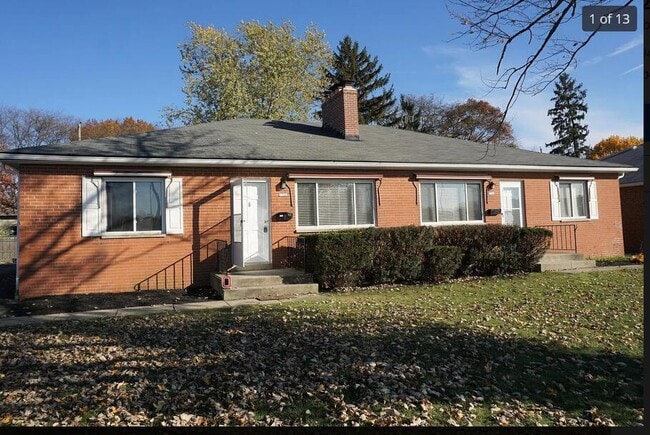 Photo - 2944 Mt Holyoke Rd House