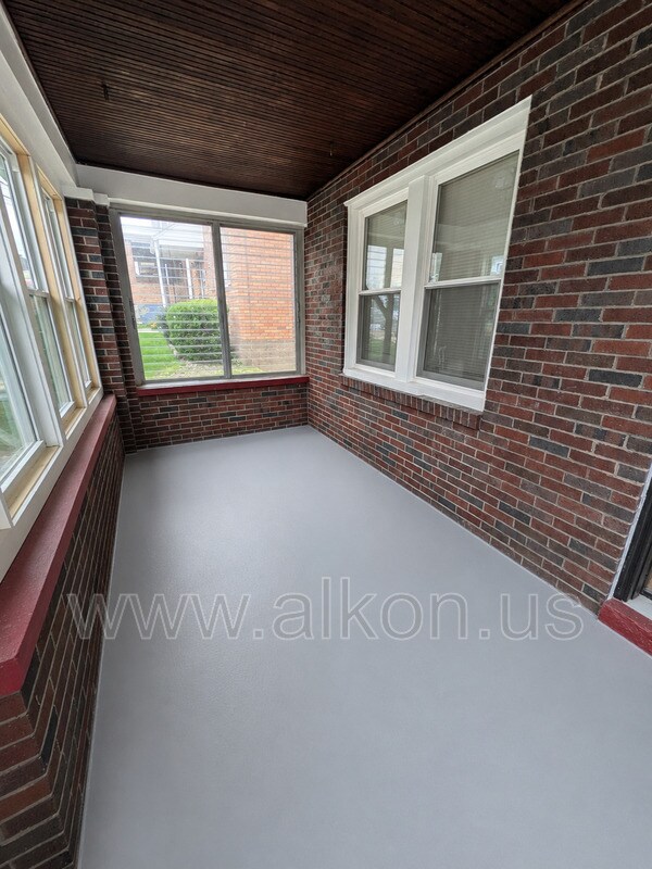 Photo - 2230 Lucina Ave