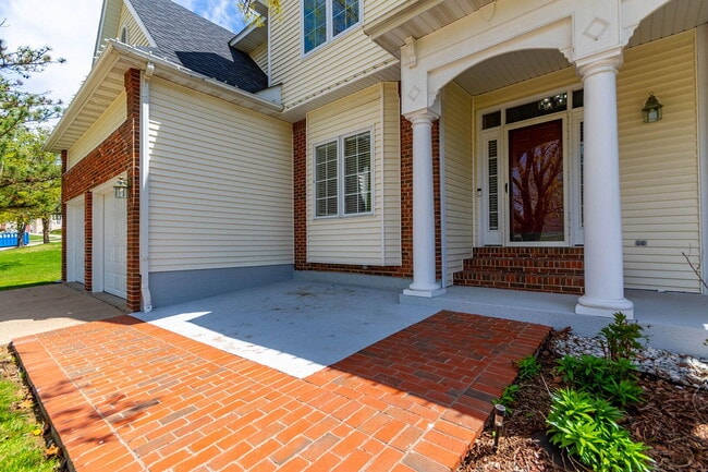 Photo - 1110 Brookedale Ct