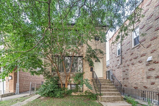 Building Photo - 5631 N Central Ave Unit 2 Rental