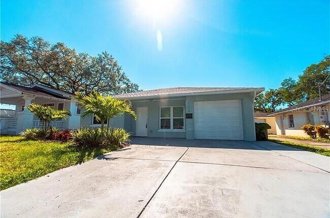 Photo - 104 W Osborne Ave