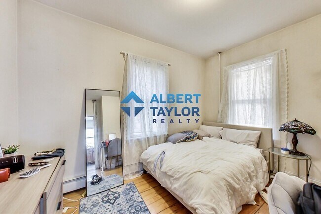 Photo - 47 Hillside St