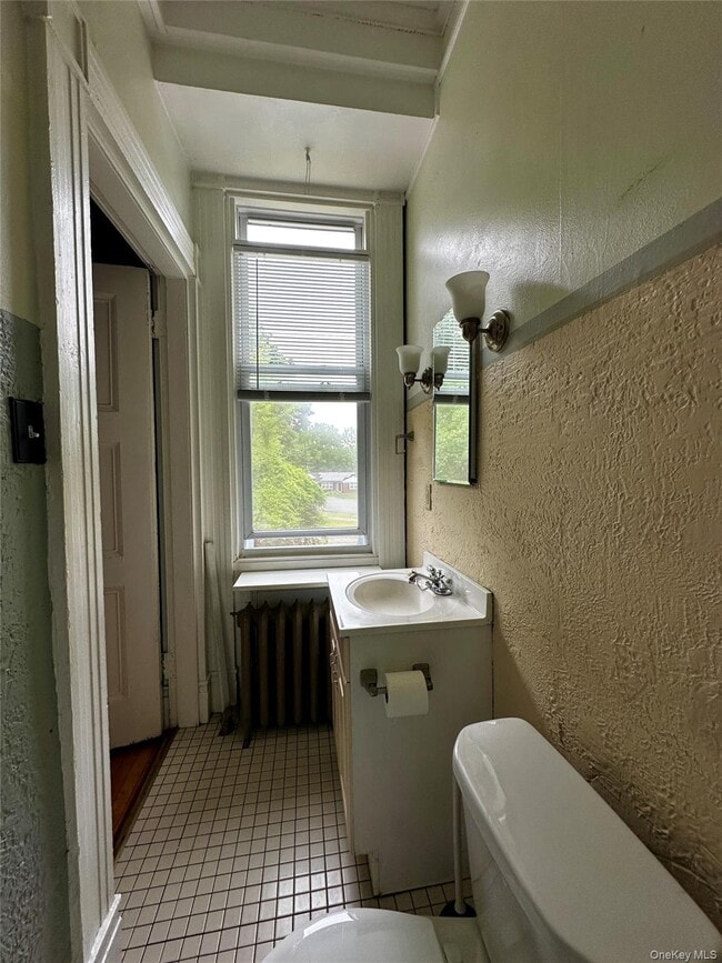 Photo - 16 Broad St Unit 3