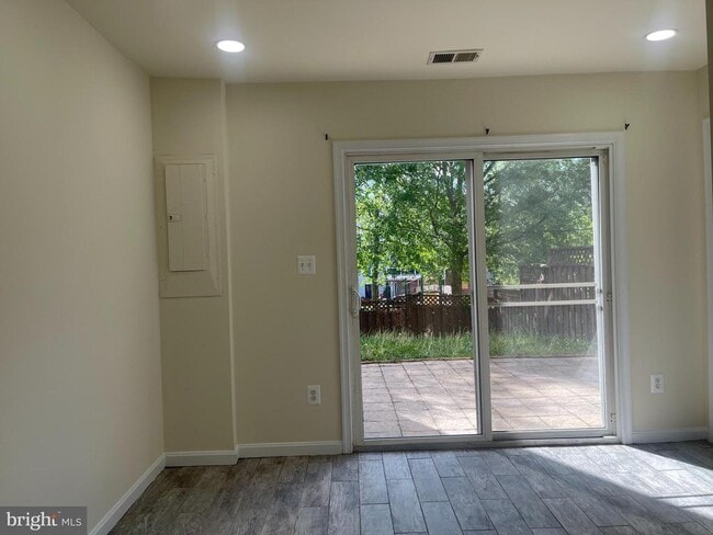 Photo - 24673 Nettle Mill Square