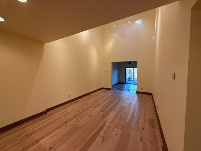 Photo - 12513 Burninglog Ln