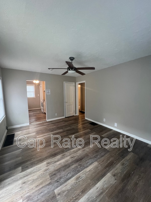 Photo - 2769 McGuffey Rd