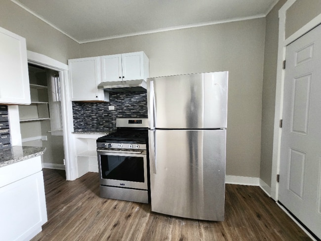 Photo - 7848 S Burnham Ave Unit 2N