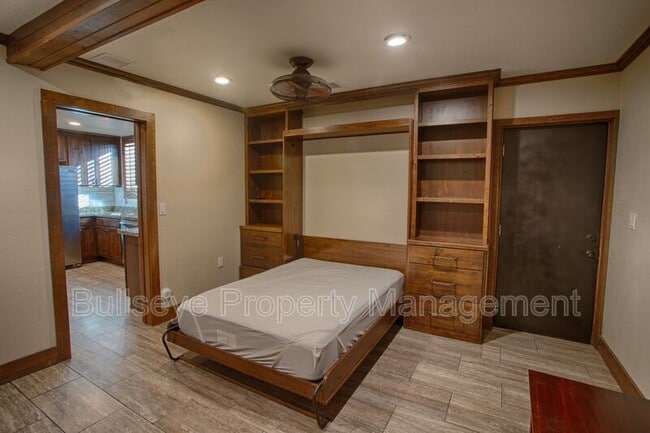 371 E. 1/2 St. North