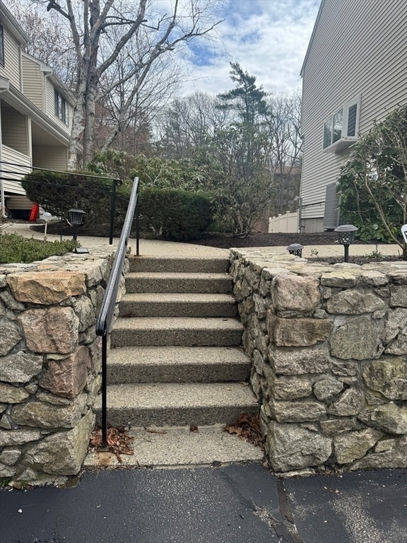 Photo - 909 Pleasant St