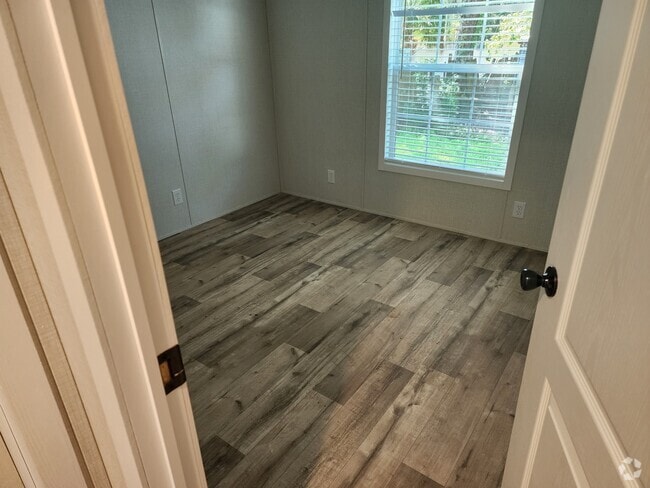 Building Photo - 3900 Nesrus Ln Rental