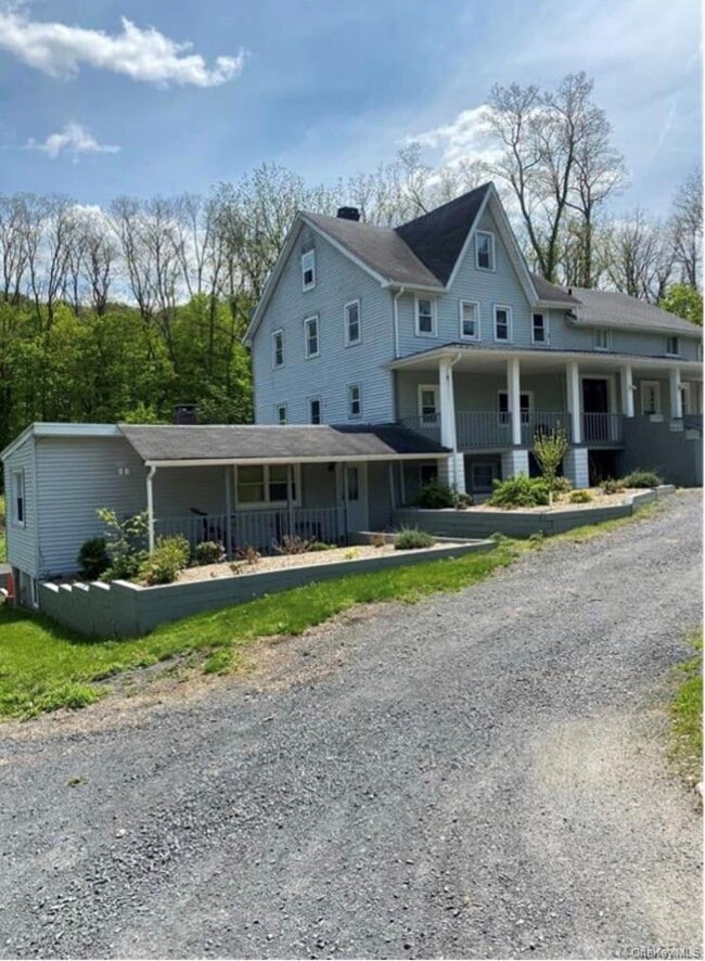 Building Photo - 331 Angola Rd Unit 7
