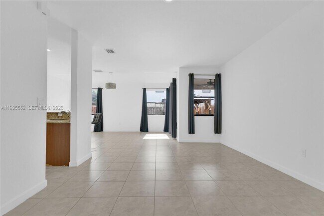 Photo - 11228 SW 239 St