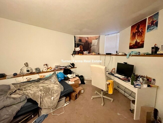 Photo - 28 Symphony Rd Unit 1