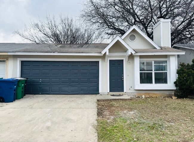 Building Photo - 11758 Spring Song Dr