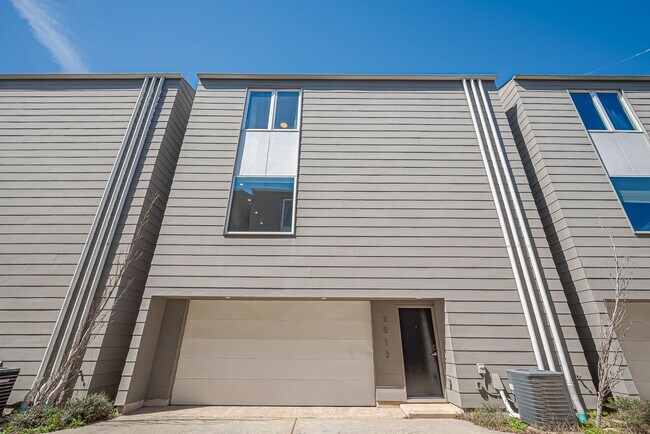 Photo - 3513 Bell St