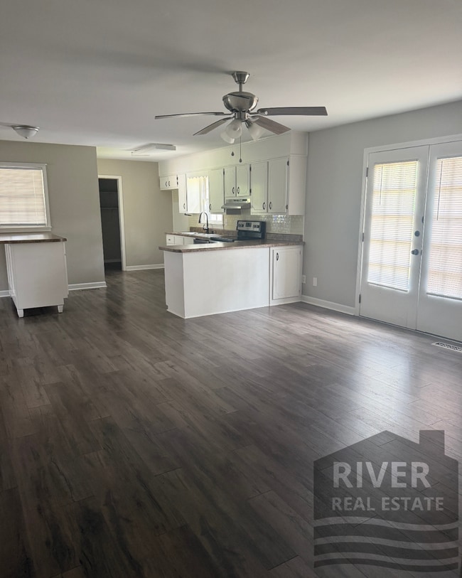 Photo - 2150 Estaline Dr