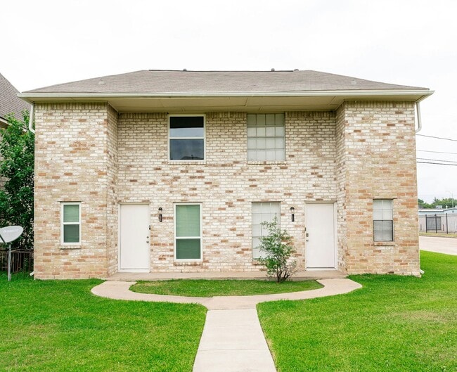 Photo - 12202 Ormandy St Townhome