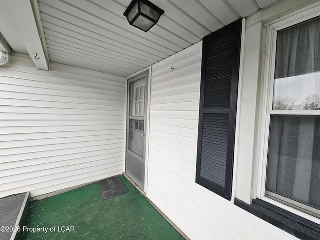 Photo - 92 Diamond Ave