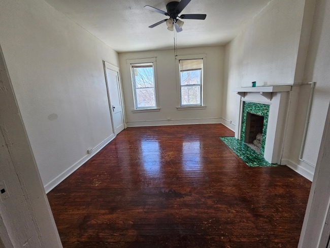 Building Photo - 4658-4658 Michigan Ave