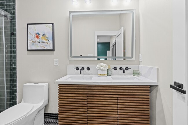 6790 River Rd Unit 1