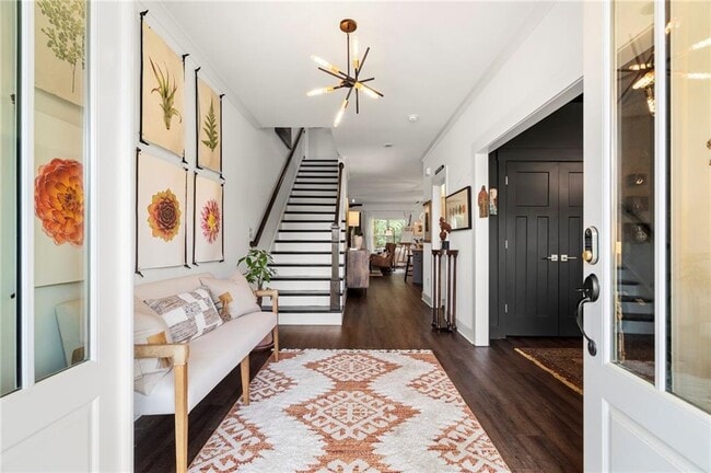 Photo - 175 STONELEDGE TRCE N