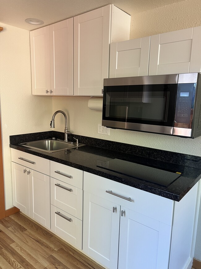 Photo - 325 Grant Ave