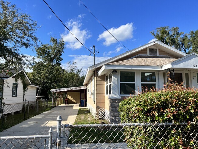 Photo - 1223 Ida St