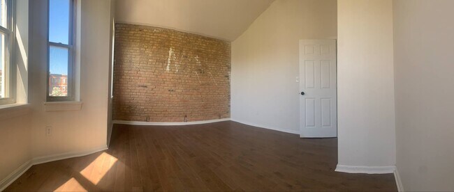 Photo - 3510 Gough St