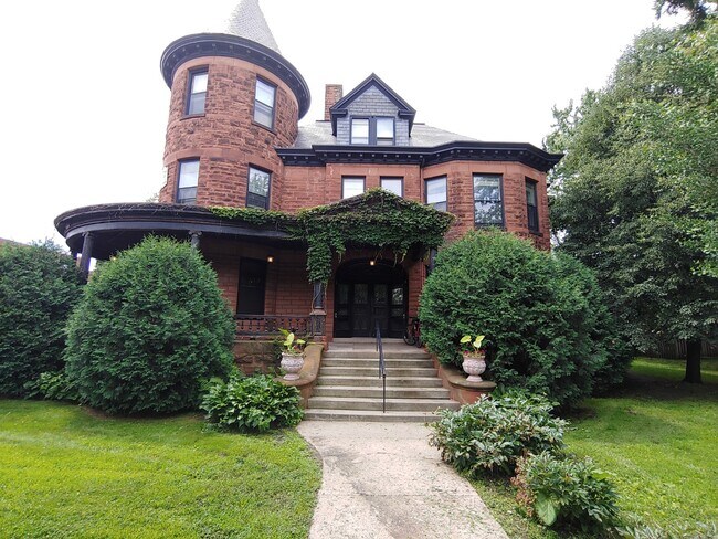 Photo - 624 Summit Ave Unit 3