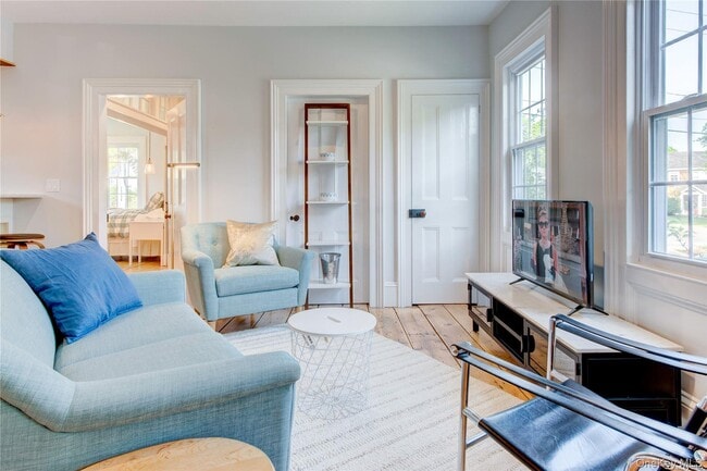 Photo - 475 Youngs Ave Unit C