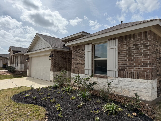 Building Photo - 3525 Pearl Mill Ln