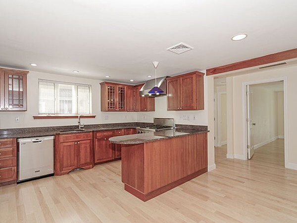 Building Photo - 53 Winslow Ave Unit 2 Rental