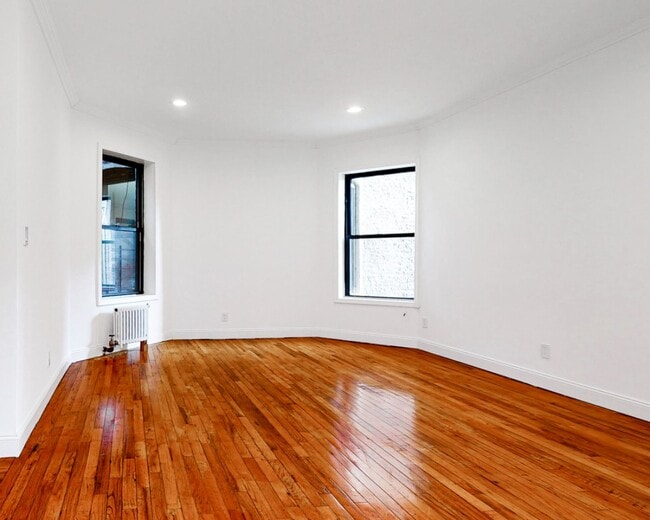 Photo - West 139th Street Unit 3B