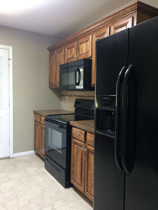 Photo - 711 E Culton St