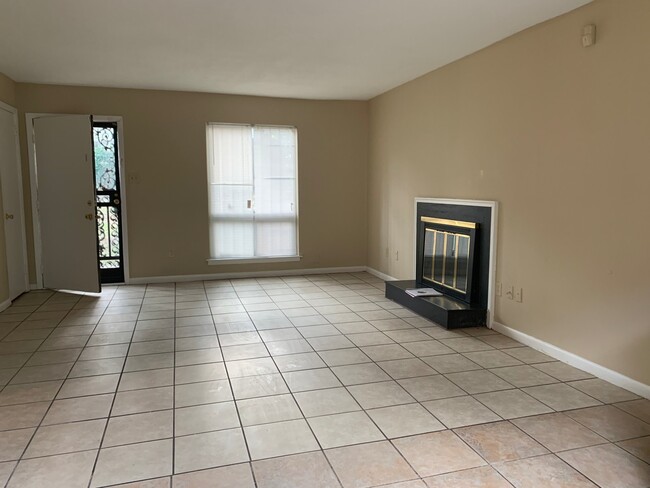 Two Bedroom Two Bath in the Shelby Meadows... - Two Bedroom Two Bath in the Shelby Meadows... House