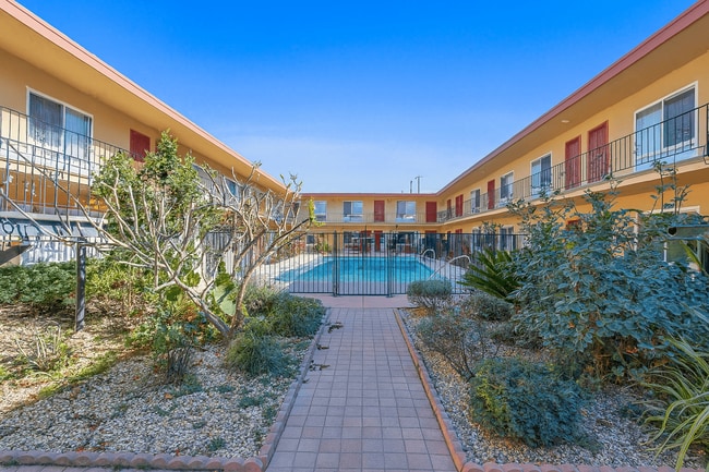 El Dorado Apts