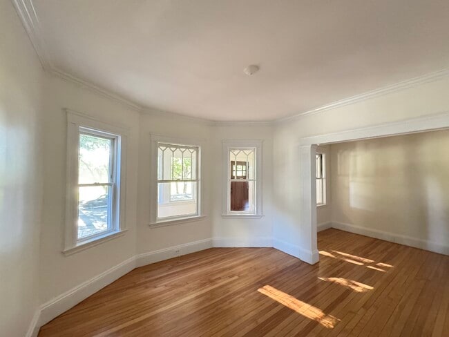303 Alewife Brook Pky
