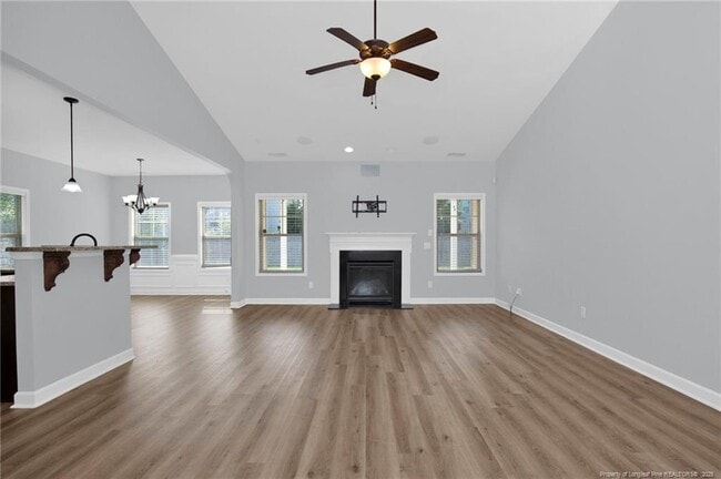 Photo - 210 Ganton Dr