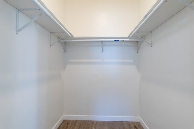 Photo - Charming Apartment with Urban Convenience ...