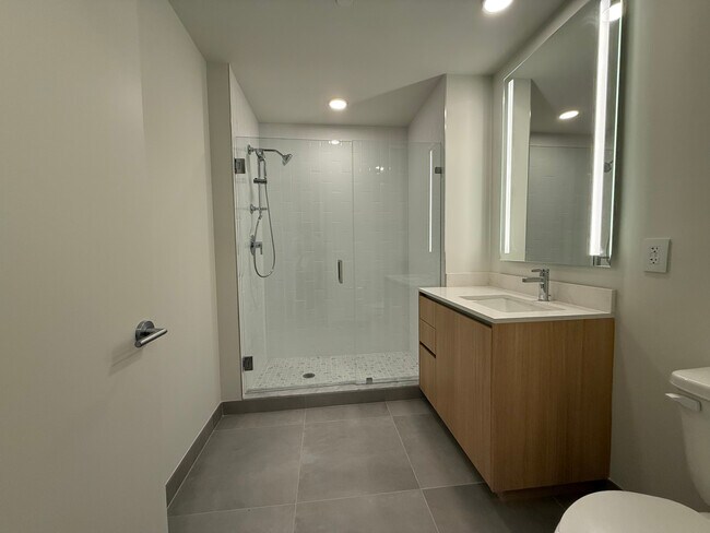 Photo - 107 NW 31st St Unidad S2