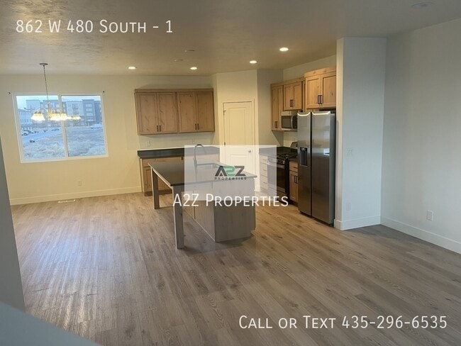 Photo - 862 W 480 S St