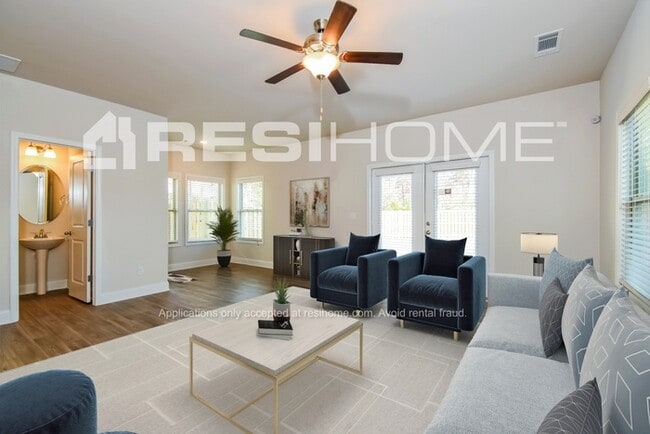 Photo - 1005 Tranquil Gdns Pl