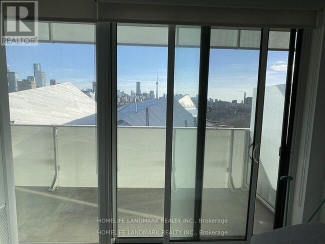 Photo - 200 Bloor St W Unit 1004